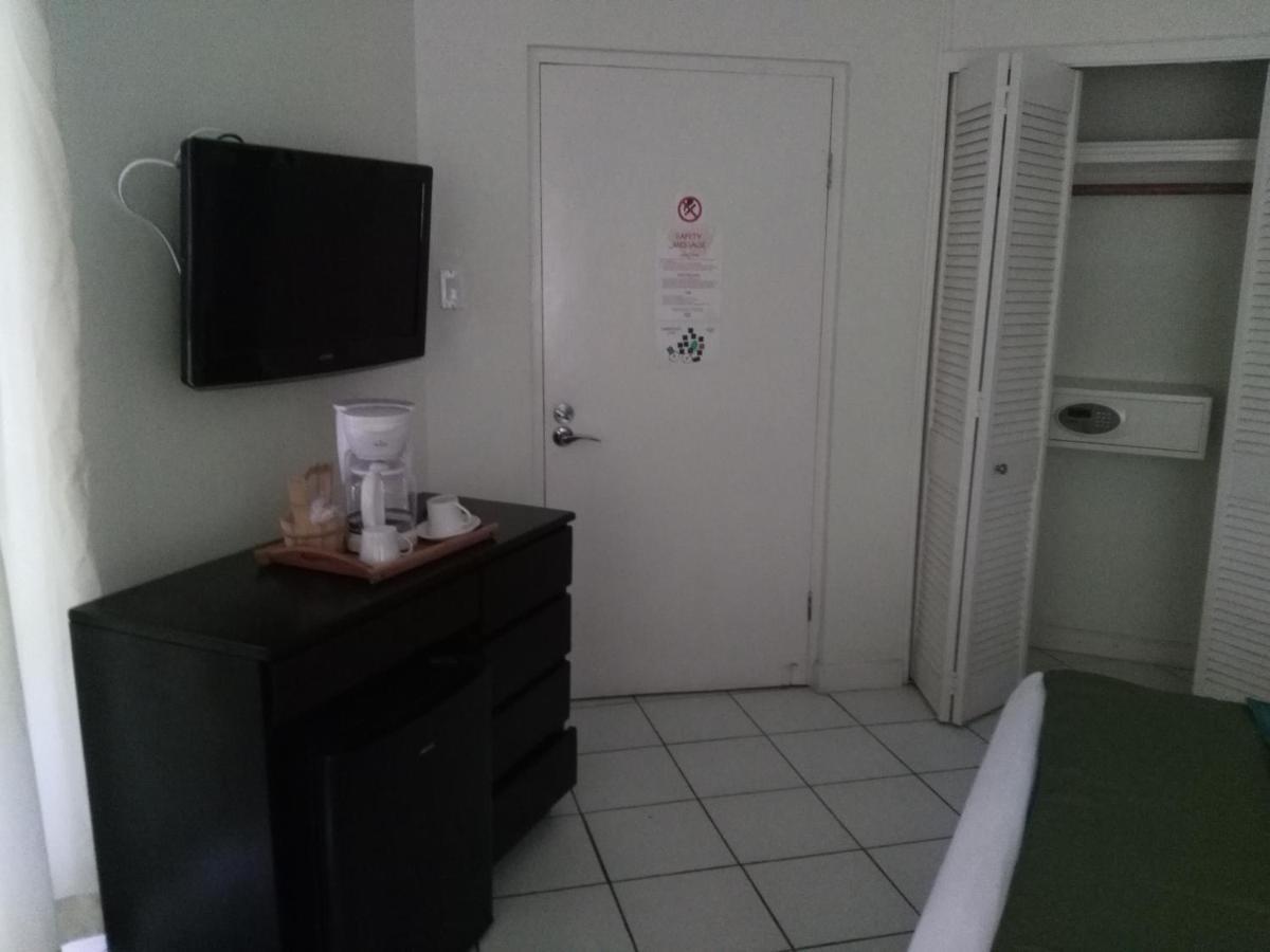 Mystic Ridge Apt 2 Plus 6 Ocho Rios Bagian luar foto